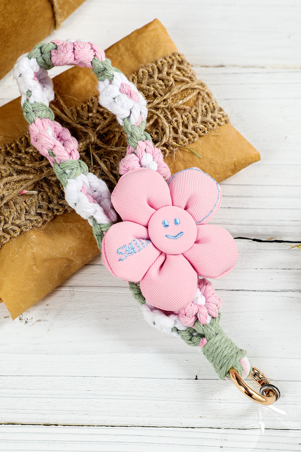 Pink Flower Decor Daisy Crochet Phone Strap